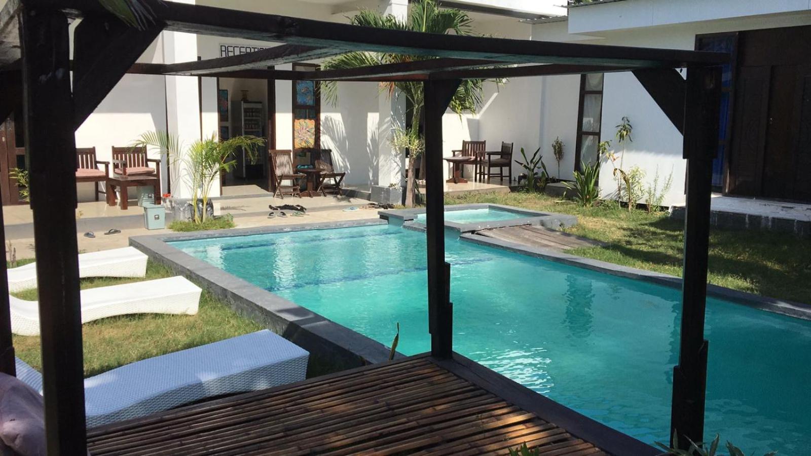 White Sands Resort Gili Trawangan Exterior foto